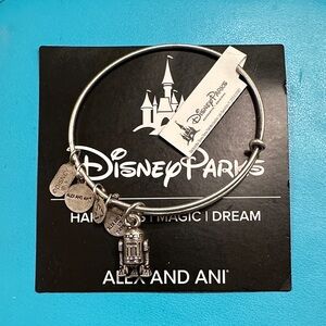 Alex and Ani R2D2 Bracelet